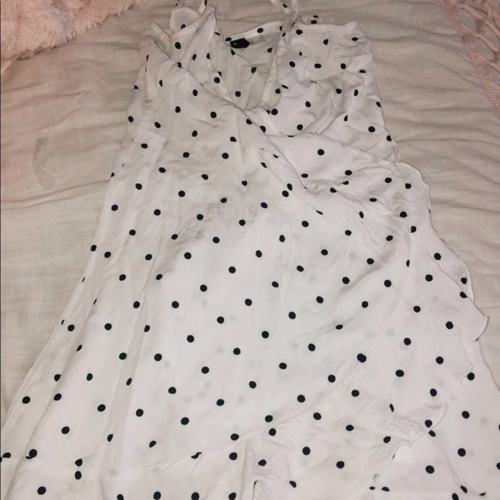black & white polka dot dress!